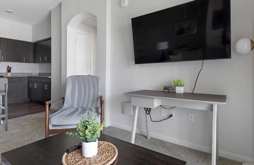 Pflugerville Apartment | Landing | Stylish 2BD, Gym, Yoga Studio