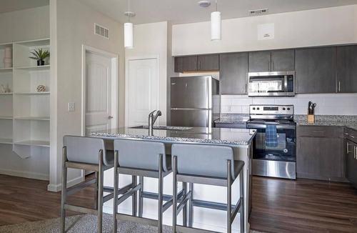 Pflugerville Apartment | Landing | Stylish 2BD, Gym, Yoga Studio