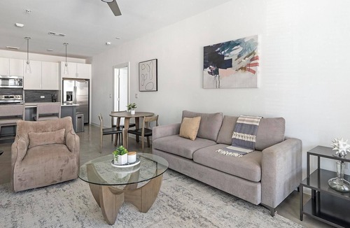 Austin Apartment | Landing | Stylish 2BD, Clubhouse, Pool