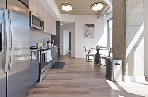 Baileys Crossroads Apartment | Landing | Stylish 2BD, Game Room, Gym