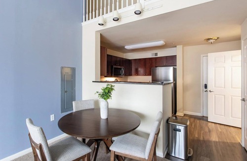 West New Haven Apartment | Landing | Stylish 2BD, Gym