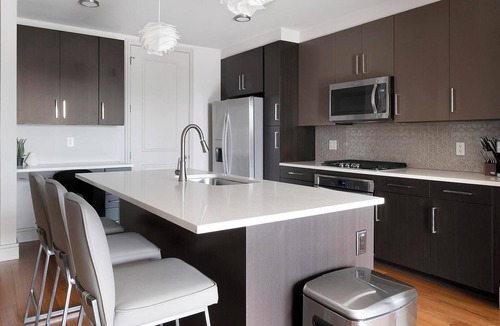 Houston Apartment | Landing | Stylish 2BD, Gym, Tennis Court