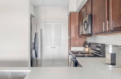 Atascocita Apartment | Landing | Stylish 2BD, Gym, Clubhouse