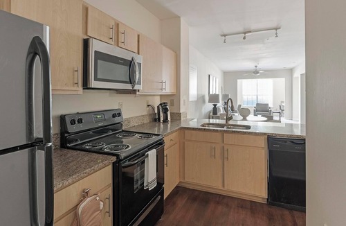 New Pathways Apartment | Landing | Stylish 2BD, Gym, Clubhouse