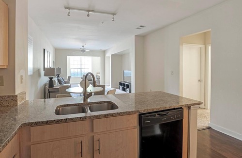 New Pathways Apartment | Landing | Stylish 2BD, Gym, Clubhouse