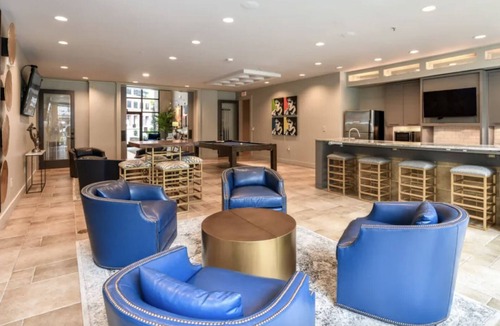 New Pathways Apartment | Landing | Stylish 2BD, Gym, Clubhouse