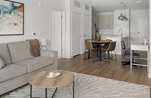 East Raleigh Apartment | Landing | Stylish 2BD, Gym, Clubhouse