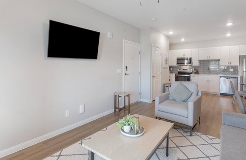 Townsite Apartment | Landing | Stylish 2BD, Pool, Rooftop Lounge