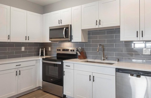 Townsite Apartment | Landing | Stylish 2BD, Pool, Rooftop Lounge