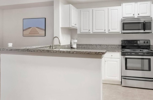 Piedmont Heights Apartment | Landing | Stylish 2BD, Pool, Courtyard