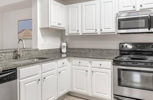Piedmont Heights Apartment | Landing | Stylish 2BD, Pool, Courtyard