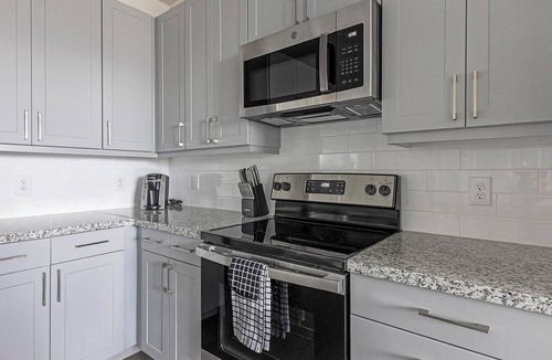 Spring Branch East Apartment | Landing | Stylish 2BD, Pool, Courtyard