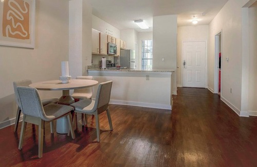New Pathways Apartment | Landing | Stylish 2BD, Pool, Clubhouse