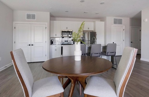 Fort Myers Apartment | Landing | Stylish 2BD, Pool