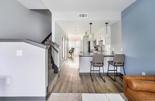 Northwest Pensacola Apartment | Landing | Stylish 3BD, Game Room, Rooftop Lounge
