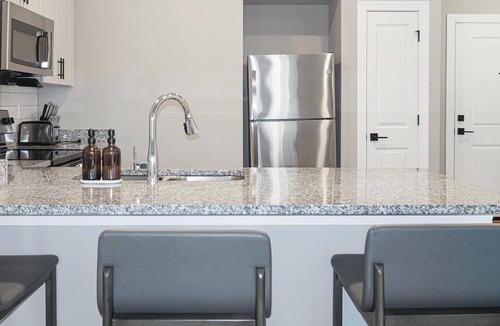 Fort Myers Apartment | Landing | Stylish 3BD, Yoga Studio, Gym