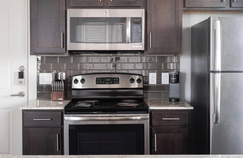 Buda Apartment | Landing | Stylish Studio, Yoga Studio, Gym