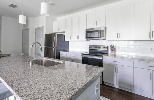 Sand Ridge Apartment | Landing | Stylish 2BD, Yoga Studio, Pool