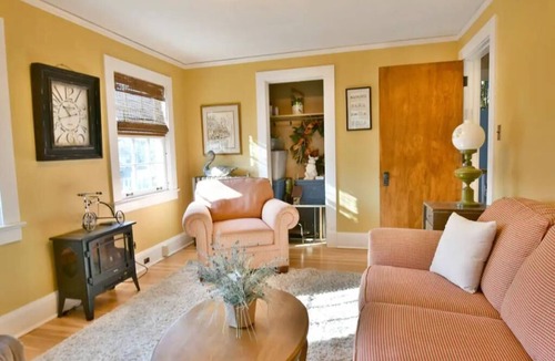 Youngstown Apartment | Landis house