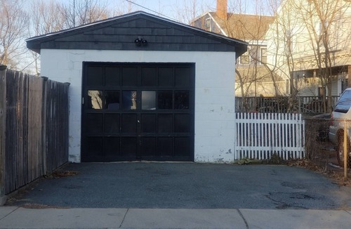 Salem House | Landmark Castle