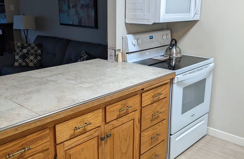 Eastsound Hotel | Landmark Inn on Orcas Island