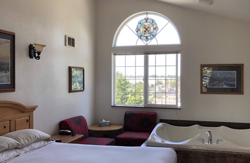 Florence Hotel | Landmark Inn