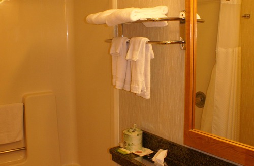 Fort Edward Hotel | Landmark Motor Inn