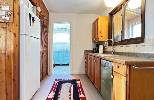 Tobermory Cabin | Lands End Private Tobermory Waterfront Escape
