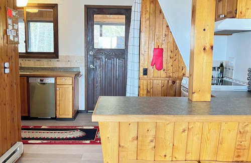 Tobermory Cabin | Lands End Private Tobermory Waterfront Escape
