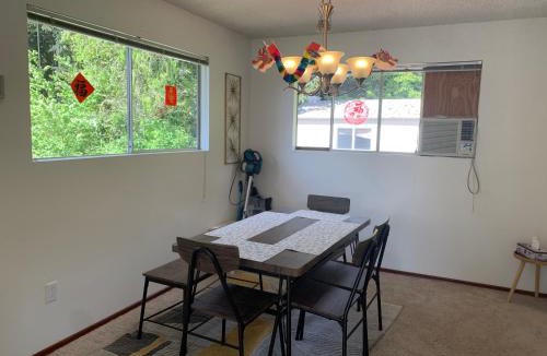 Education Hill House | Landscape View queen-size room