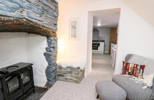 Cardigan House | Lane Cottage