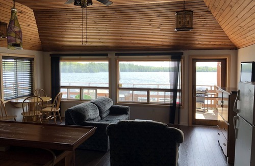 Willisville Cottage | Lang Lake Resort