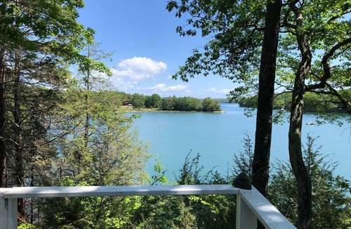 Boothbay Cottage | Lange Cottage - Waterfront Cottage!