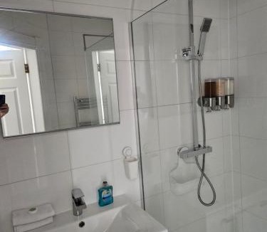 Inverkip Bed & Breakfast | Langhouse Castle Bed and Breakfast