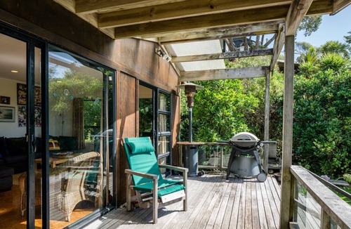 Langs Beach Cottage | Langs Hideaway - Langs Beach Holiday Home