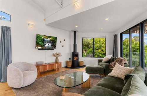 Langs Beach House | Langscape - Langs Beach Holiday Home