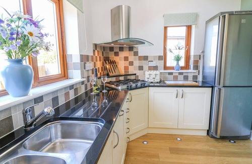 Arnside Cottage | LANGTREE, pet friendly, with open fire in Arnside