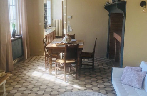 Auxi-le-Chateau Apartment | Lannexe, Dans le Centre du Bourg, Animaux de Compagnie Acceptés