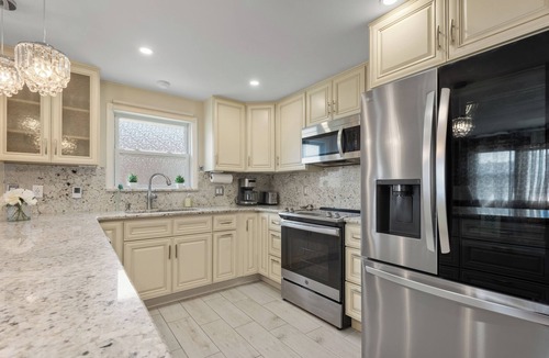 Lansdale House | Lansdale: Work, Rest, Explore