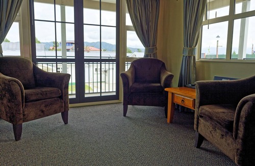 Reefton Apartment | Lantern Court Motel