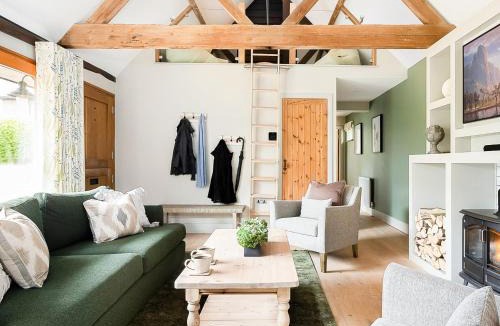 Fair Oak Green House | Lantern Lodge