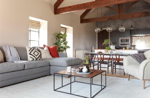 Alnwick House | Lantern View