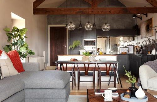 Alnwick House | Lantern View