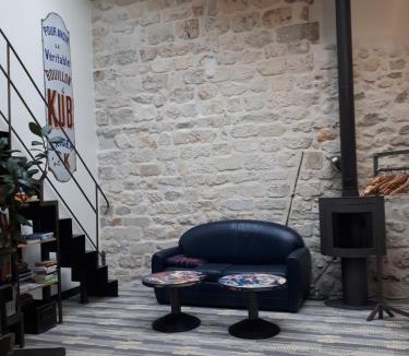 Charonne Apartment | lapetitemaisondeparis