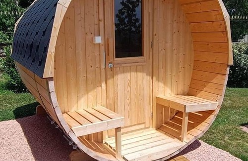 Pradines Ski Chalet | Lapland cabin with optional sauna