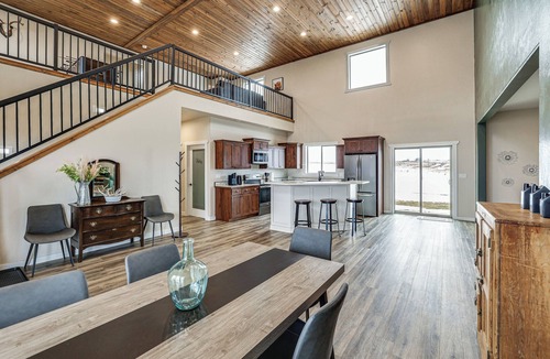 Fenn Cottage | Laptop-friendly Grangeville Getaway w/Fire Pit!