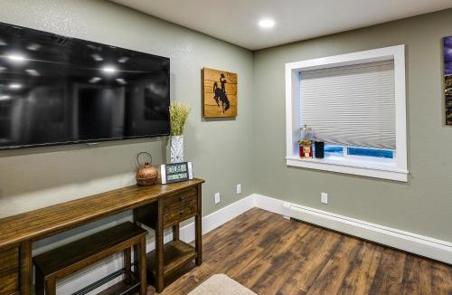 Laramie Apartment | Laramie Gem < 1/2 Mi to University of Wyoming!