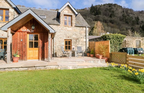 Weem Cottage | Larch Cottage