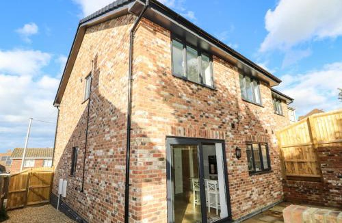 Totland Bay House | Larch Lodge