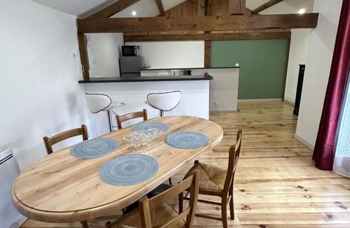 Benquet House | LARCHET - BENQUET - Gîte